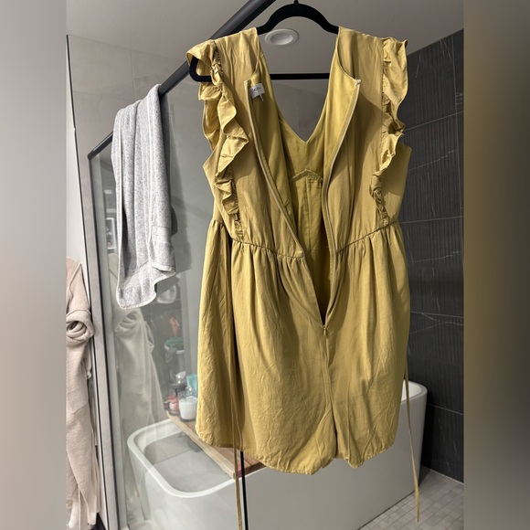 Gilli Mustard Yellow Apparel - Picture 2 of 3